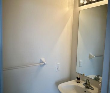 For Lease - 70 Halliford Place Unit# 414, Brampton, Ontario - Photo 6