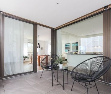 Enjoy the benefits of a modern apartment in a central location - Photo 6