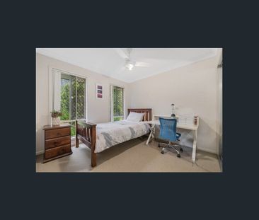 Spacious Buderim Home with Convenient Lifestyle Location - Photo 4
