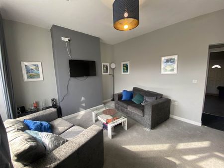 Vermont Street (Room 1), Bramley, Leeds - Photo 2