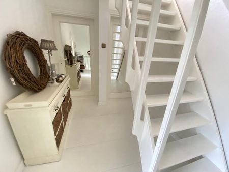 Duży dom w pobliżu Jeziora Szmaragdowego - Zdjęcie 4