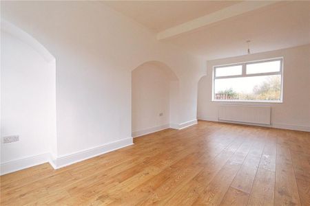 2 bedroom semi-detached house to rent - Photo 3