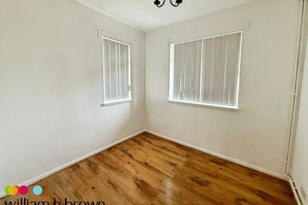 Wennington Road - Photo 2