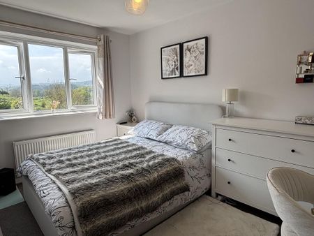 2 bedroom end of terrace house to rent - Photo 5