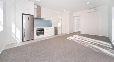 SUNNY MASSEY HOME - Photo 5