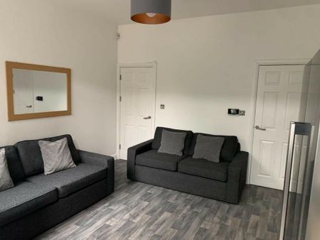 6 bedroom house to rent - Photo 4