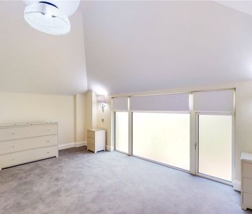 Warwick Gardens, London, W14 - Photo 5