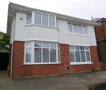 Bedroom Detached House In Winton, BH9 - Photo 6