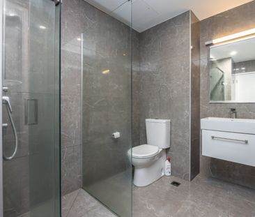 Modern Apartment - Photo 1