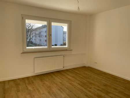 Tolle 2-Zi.-Wohnung mit Balkon und eigenem Gartenanteil in bester Lage auf der Margarethenhöhe! *** - Foto 5