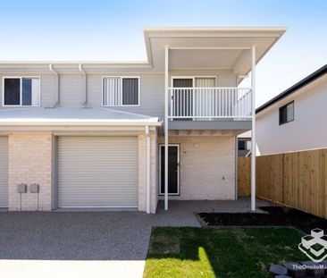 Near new townhouses, full AC and pool - Photo 1