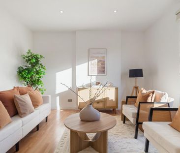 3 bedroom maisonette to rent - Photo 4