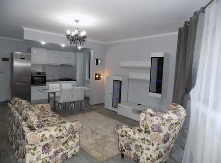 Apartament deosebit, cu 3 camere,70 mp, mobilat modern, parcare, gradina 45mp - Photo 5