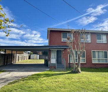 Three Bedroom Home - Photo 2