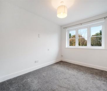 4 bedroom detached house to rent - Photo 4