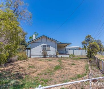 3 Bedroom House - South Tamworth - Photo 4