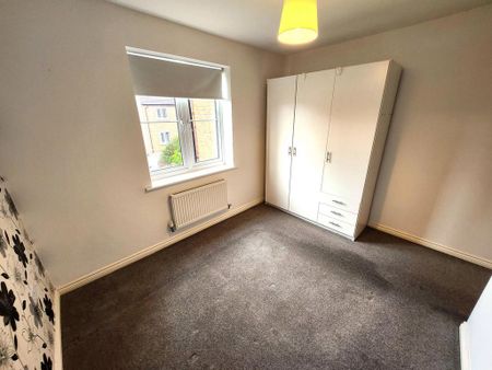 2 bedroom ground floor flat to rent - Photo 4