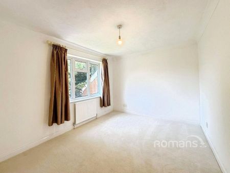 4 bedroom detached house to rent - Photo 3