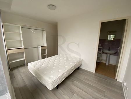 Location Appartement 2 pièces 34m² - Photo 3