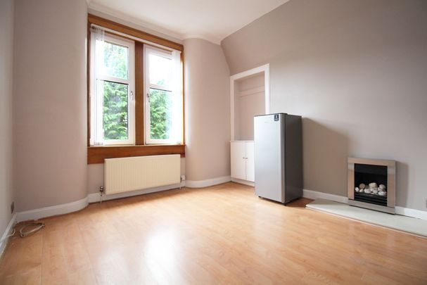 Queen Street, Kirkintilloch, East Dunbartonshire - Photo 1