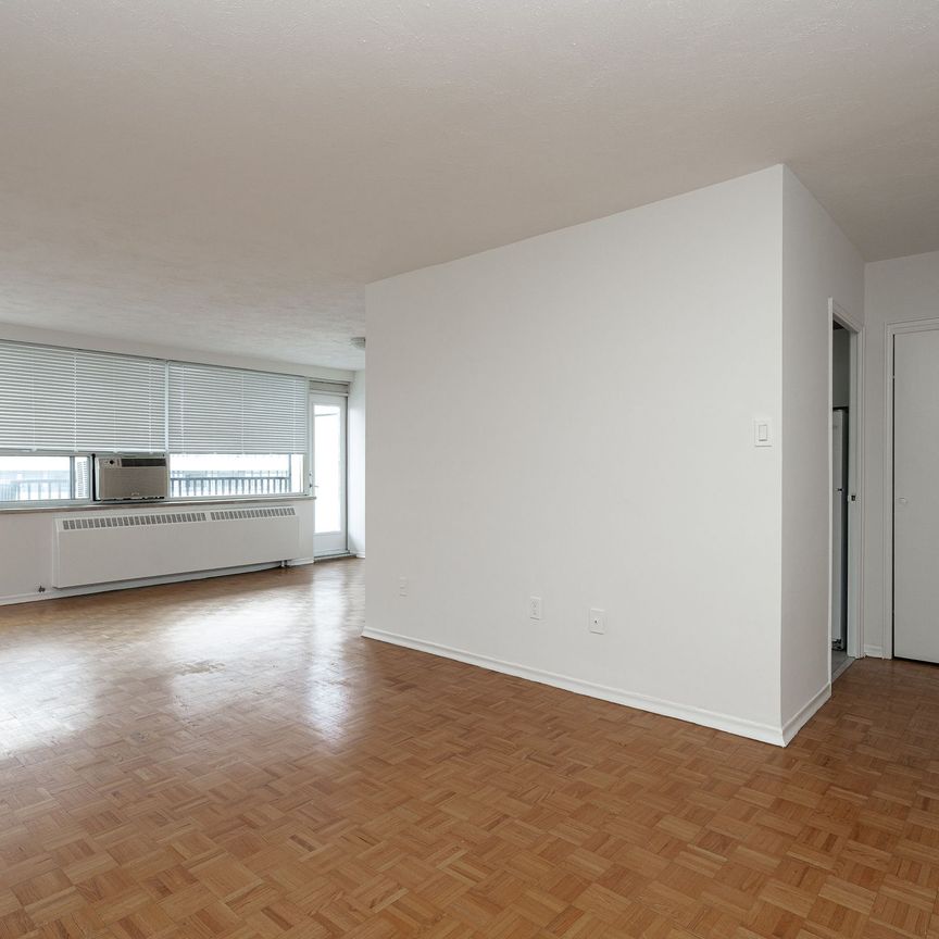 4 Overland Drive - Photo 1