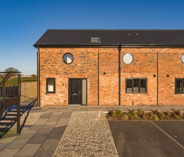 3 bedroom end of terrace house to rent - Photo 2