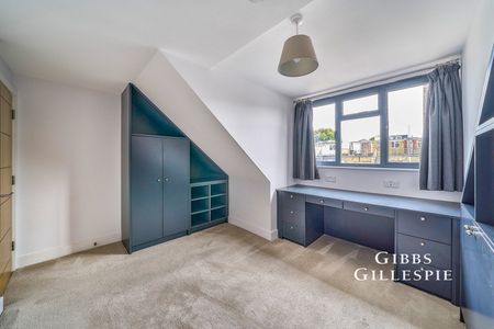 Ivy House Road, Ickenham, Uxbridge, UB10 8NE - Photo 3