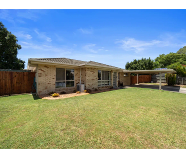 19 Brett Place, Wynnum West, Qld 4178 - Photo 2