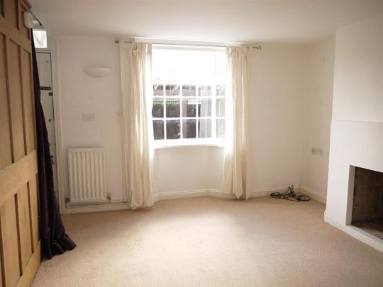 2 bedroom terraced house to rent - Photo 1