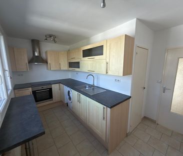 Location Appartement 3 pièces 68m² AMIENS 80090 - Photo 4