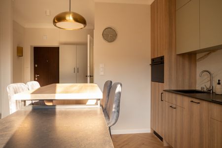 Słoneczne 2 pok. w kamienicy przy metrze Wierzbno - Photo 3