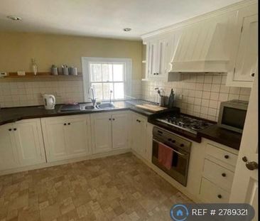 1 bedroom in a flat share to rent - Photo 5