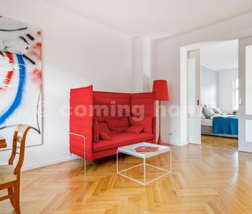 Bright modern Space - Photo 2