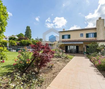 House T5 in Azeitão (São Lourenço e São Simão), Setúbal - Photo 2