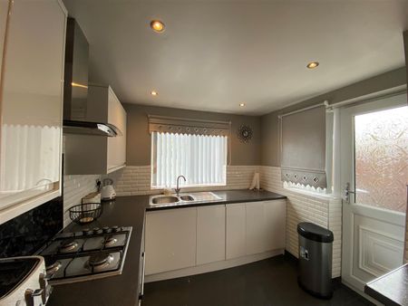 Rosedale Avenue, Liverpool - Photo 3