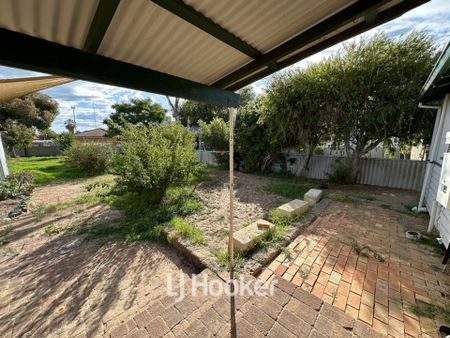 Spacious block in South Bunbury - Photo 4