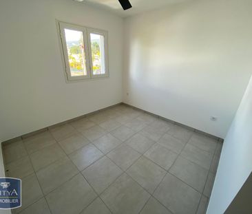 Location Appartement 4 pièces 114m² STE CLOTILDE 97490 - Photo 2