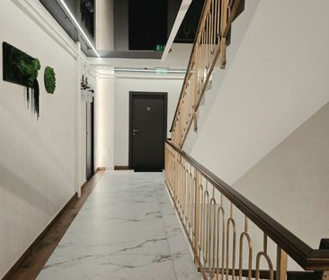 PRIMA ÎNCHIRIERE – Apartament 2 camere + parcare – Don Lake View - Photo 2