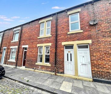 2 bed lower flat to rent in NE32 - Photo 2