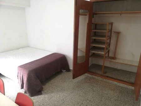 Carrer de Polo y Peyrolón, Valencia, Valencian Community 46021 - Photo 4