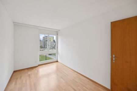 Spacious 4.5-room apartment in a sought-after location! - Photo 5