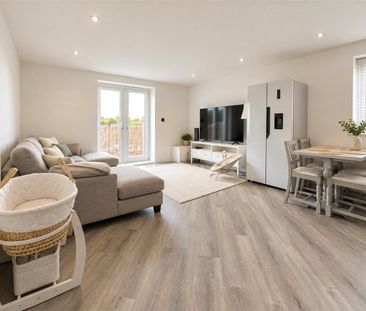 Two Bedroom Apartment in a modern block - Photo 4