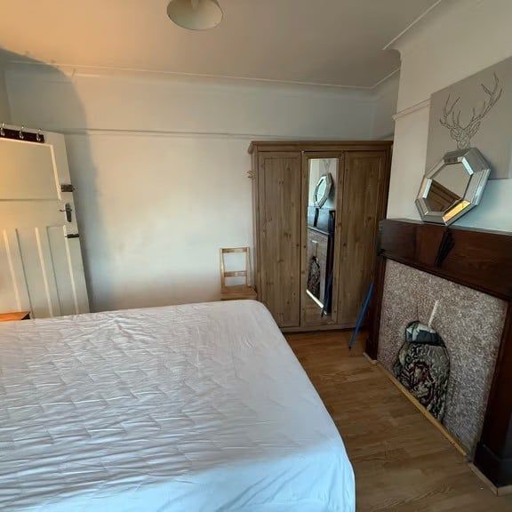 Room in a Shared House, Waverley Gardens, NW10 - Photo 1