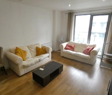 3 bedroom apartment to rent - Photo 6