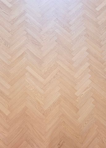 Exceptionally charming, RENOVATED house in a quiet street - Photo 4