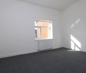 Andrew Street, Bury, BL9 7HD - Photo 5