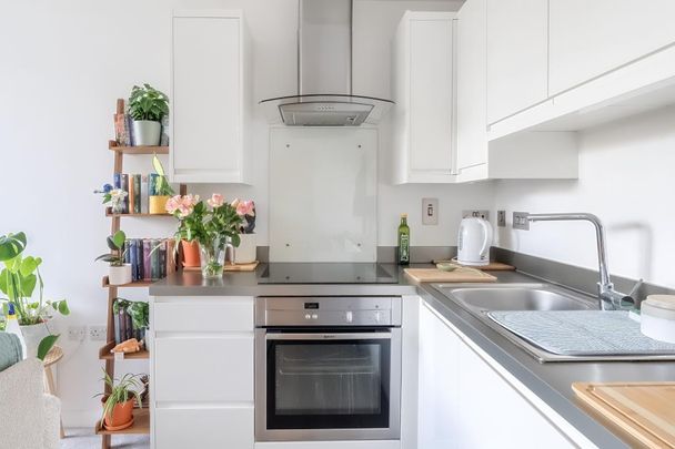 1 bedroom flat to rent - Photo 1