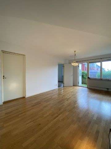 Norsborg - 2rok - tillsv - 9.200kr/mån - Photo 3