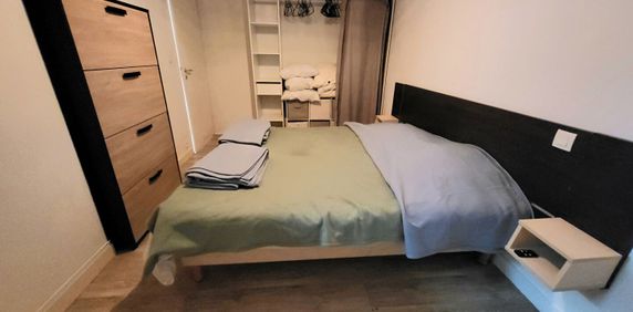 Location Appartement 2 pièces 43m² - Photo 2