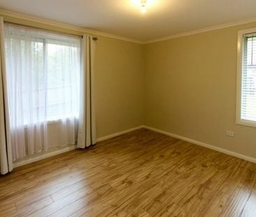 Wonderfully renovated property in a quiet location - Photo 3